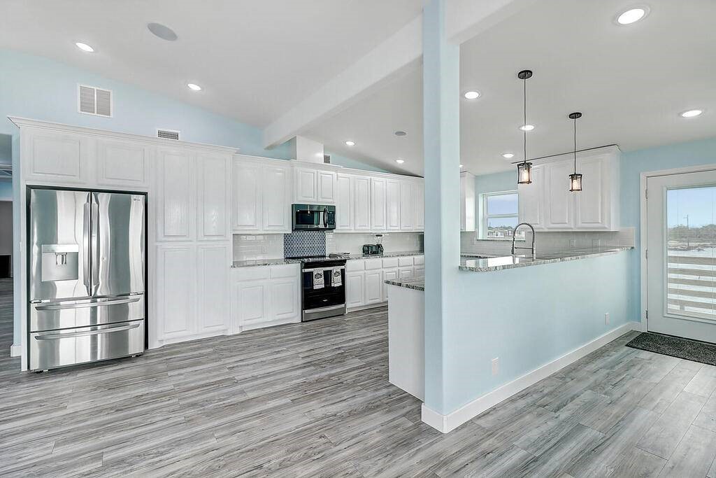 2445 Laguna Shores Corpus Christi TX 78418