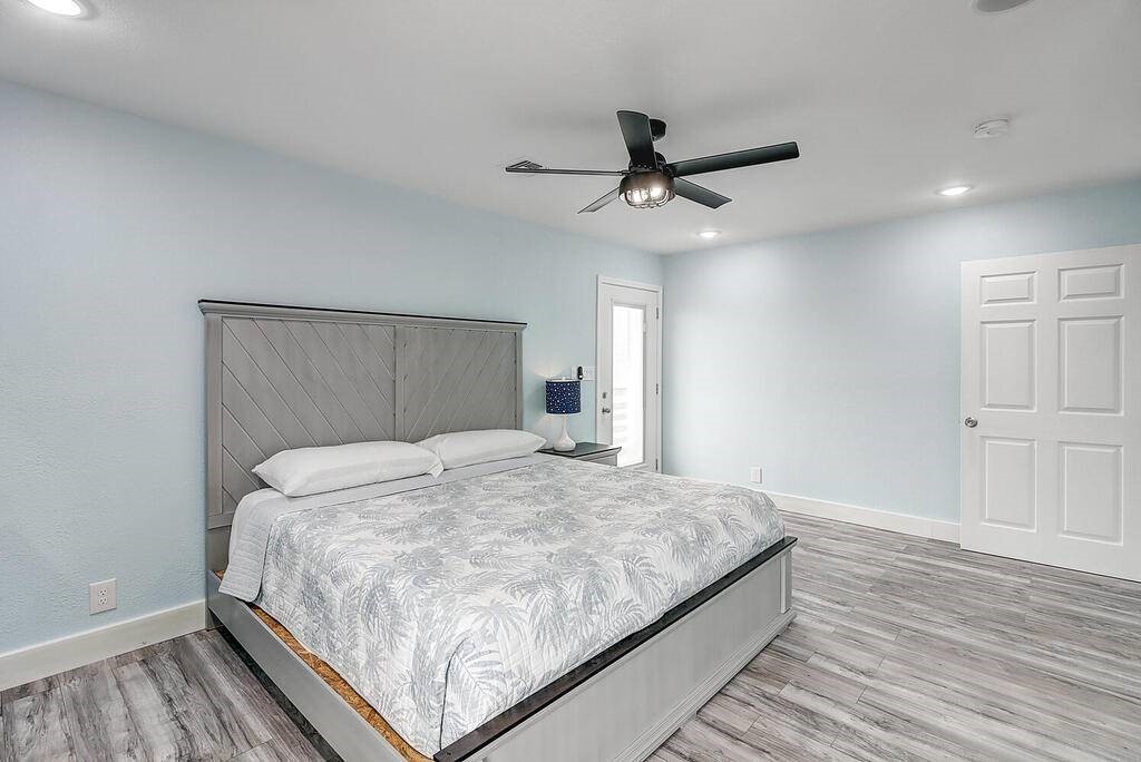 2445 Laguna Shores Corpus Christi TX 78418