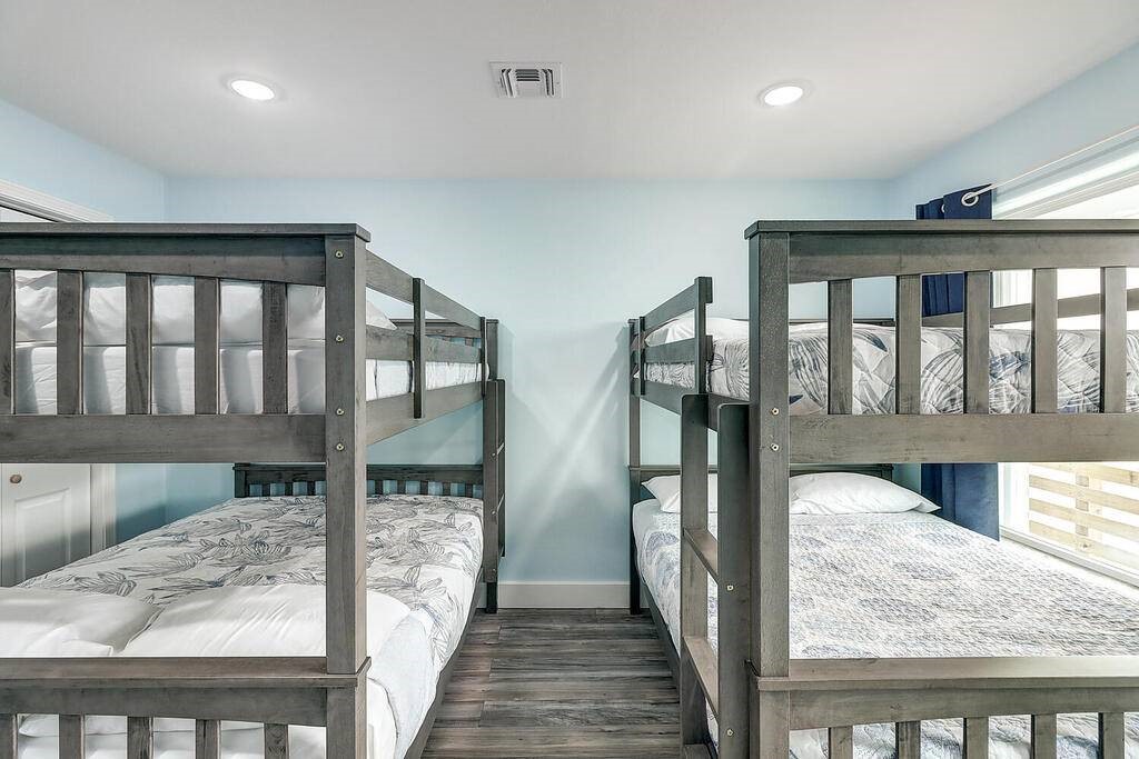 2445 Laguna Shores Corpus Christi TX 78418