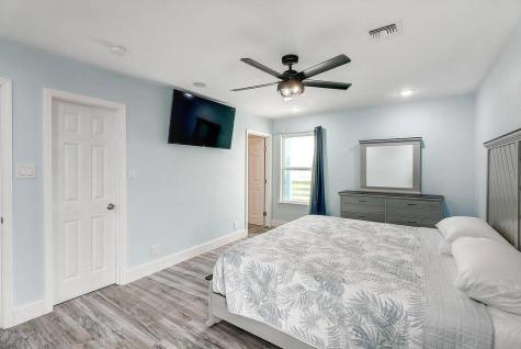 2445 Laguna Shores Corpus Christi TX 78418