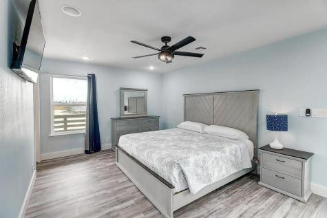 2445 Laguna Shores Corpus Christi TX 78418