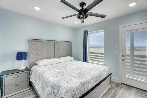 2445 Laguna Shores Corpus Christi TX 78418