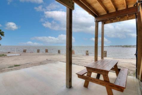 2445 Laguna Shores Corpus Christi TX 78418