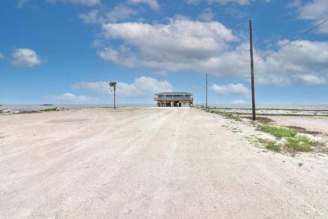 2445 Laguna Shores Corpus Christi TX 78418