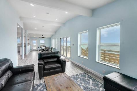 2445 Laguna Shores Corpus Christi TX 78418