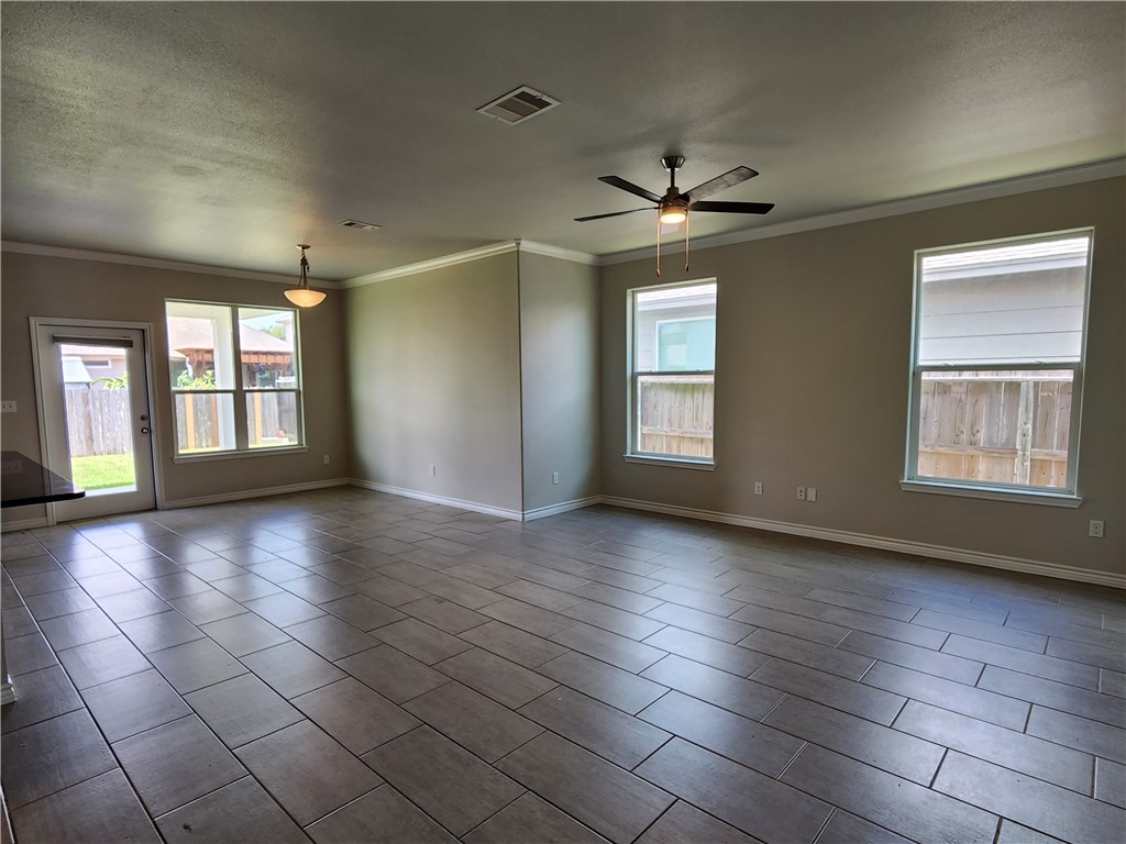 2233 Ibis Street Corpus Christi TX 78414