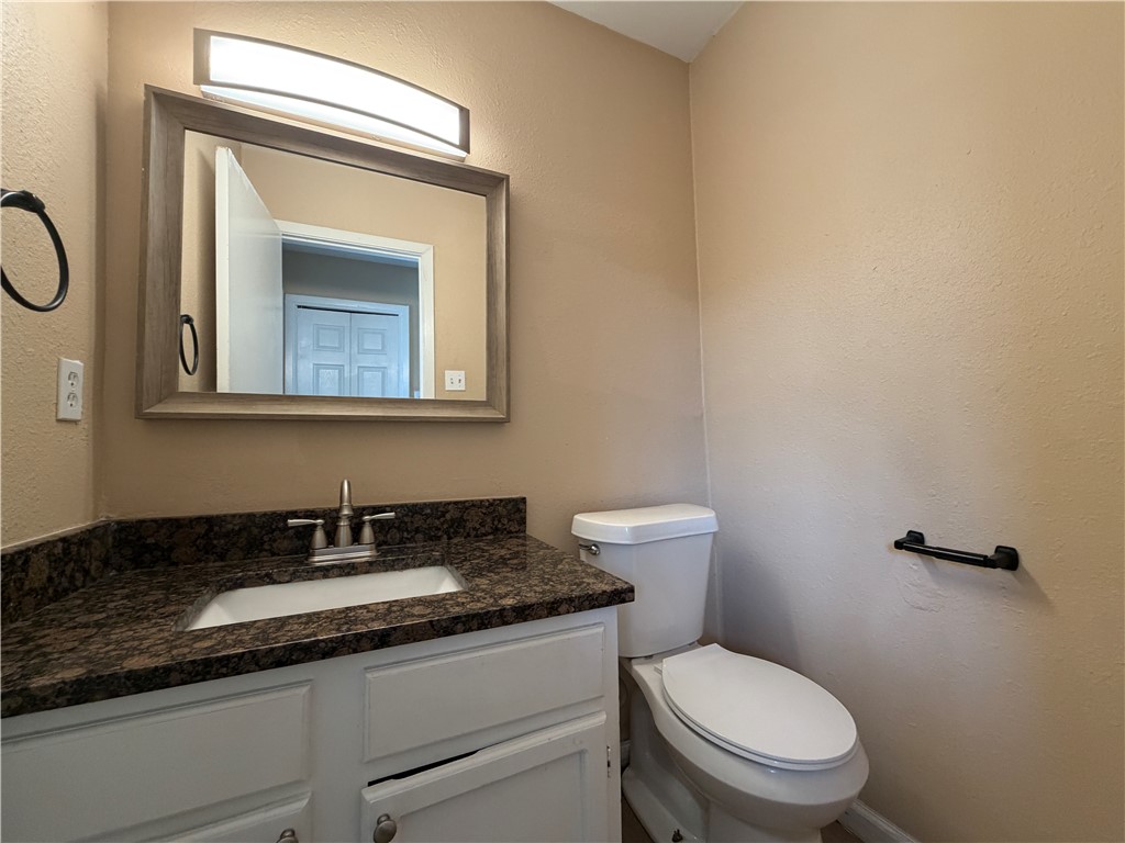 4226 Walnut Hills 4 Corpus Christi TX 78413