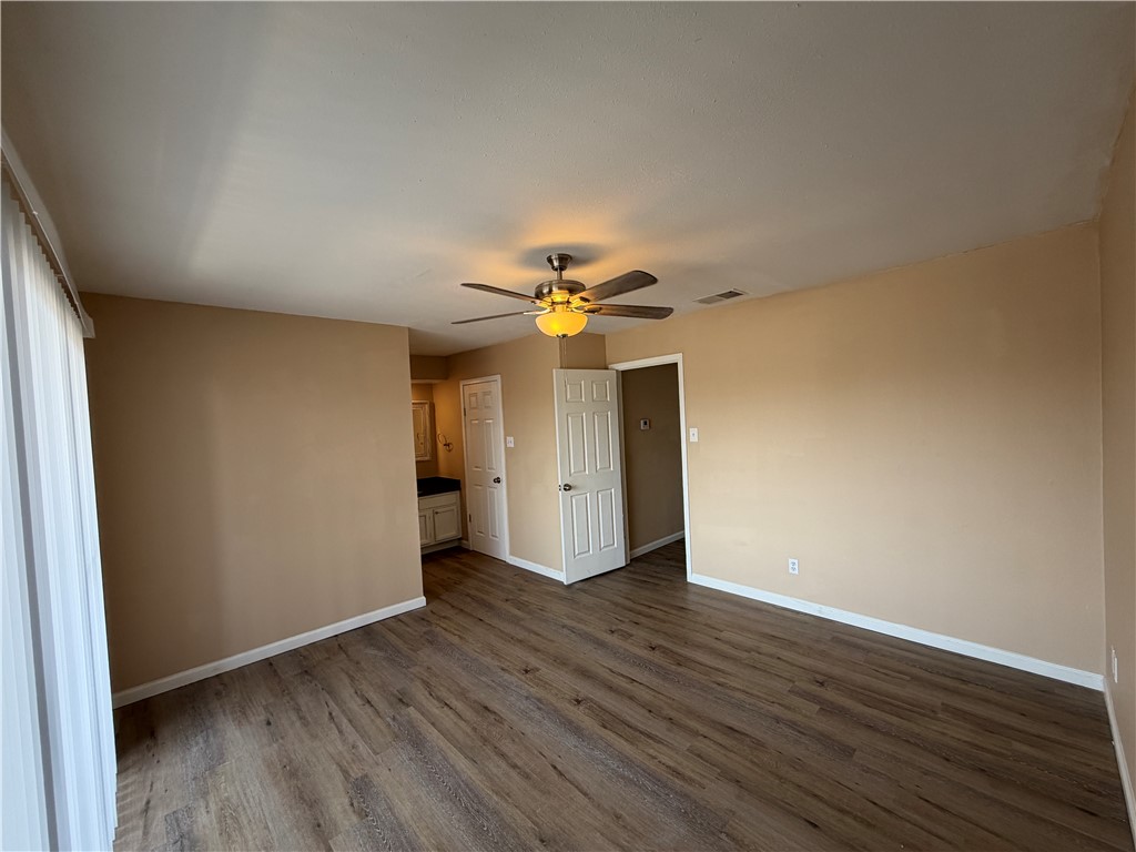 4226 Walnut Hills 4 Corpus Christi TX 78413