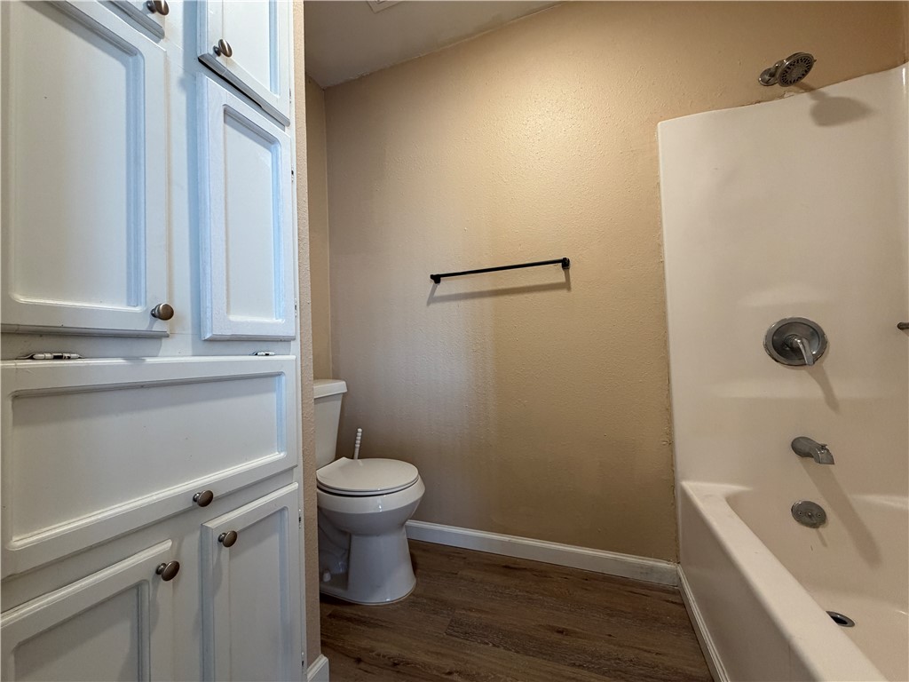 4226 Walnut Hills 4 Corpus Christi TX 78413