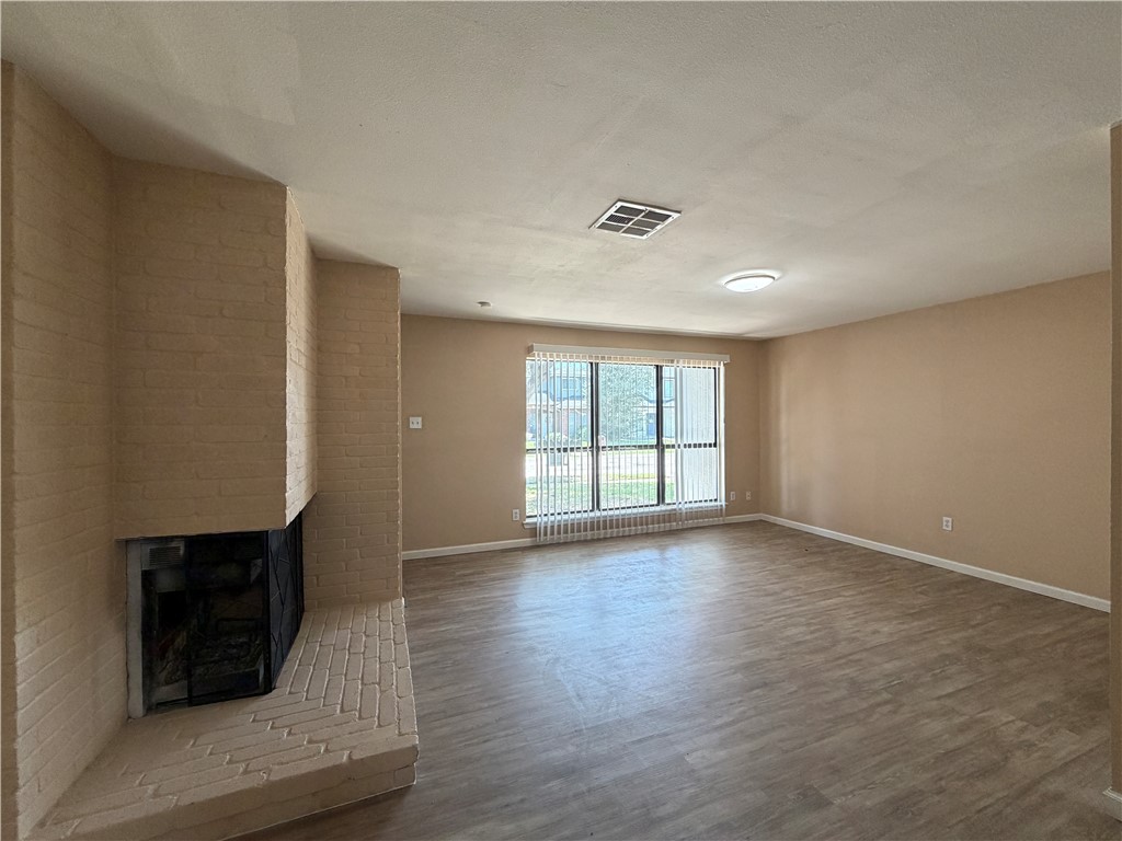 4226 Walnut Hills 4 Corpus Christi TX 78413