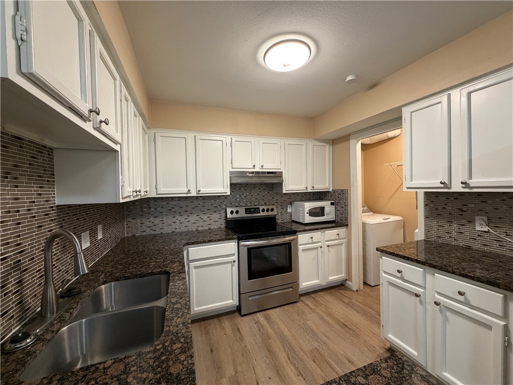 4226 Walnut Hills 4 Corpus Christi TX 78413
