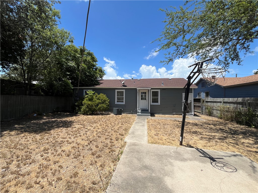 4326 Cottage Street Corpus Christi TX 78415