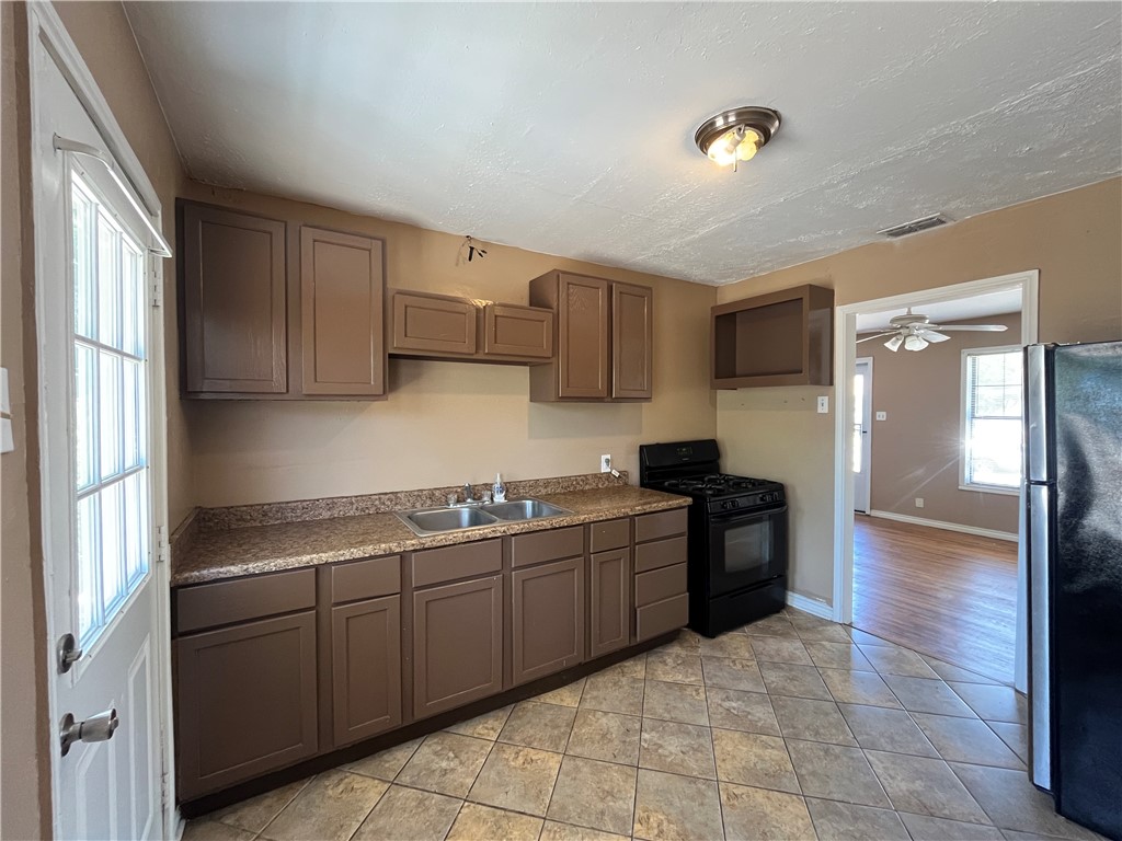 4326 Cottage Street Corpus Christi TX 78415