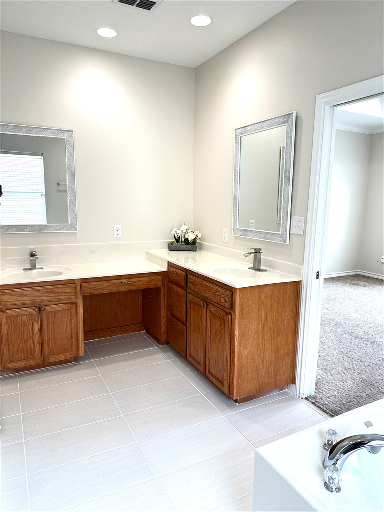 6841 Wall Street Corpus Christi TX 78414