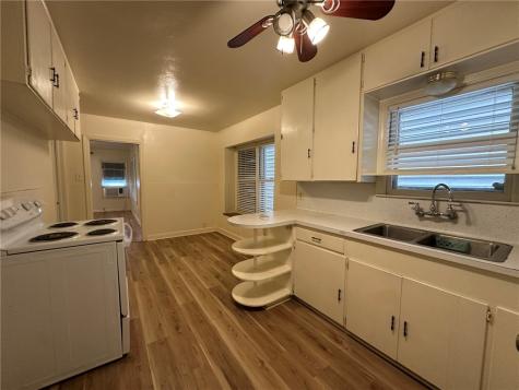 508 Tutt Avenue Taft TX 78390