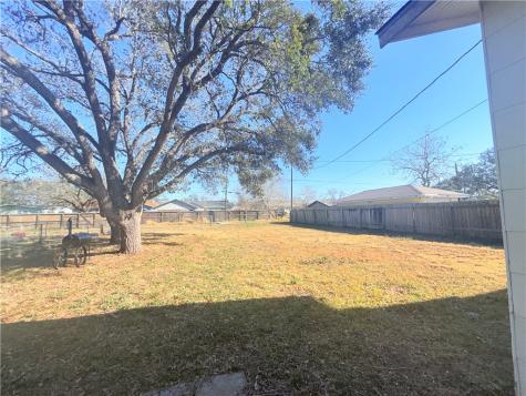 508 Tutt Avenue Taft TX 78390