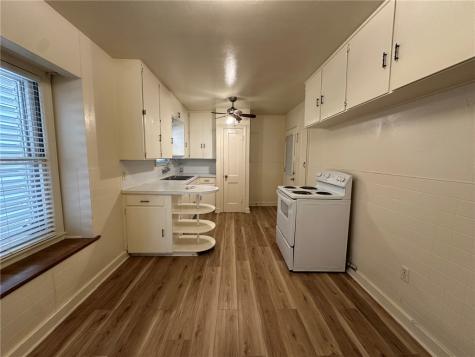 508 Tutt Avenue Taft TX 78390