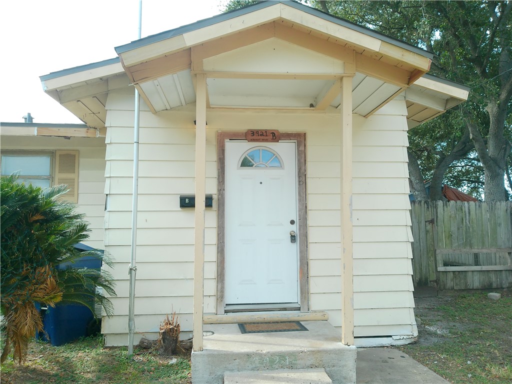 3921 Chestnut St B Corpus Christi TX 78411