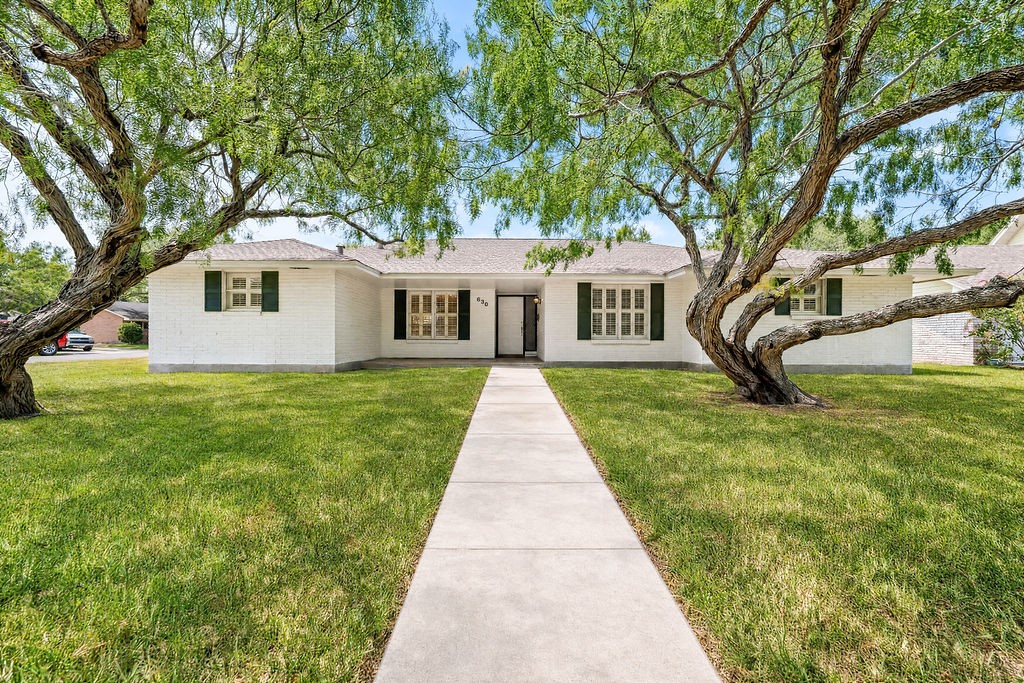 630 Bradshaw Corpus Christi TX 78412