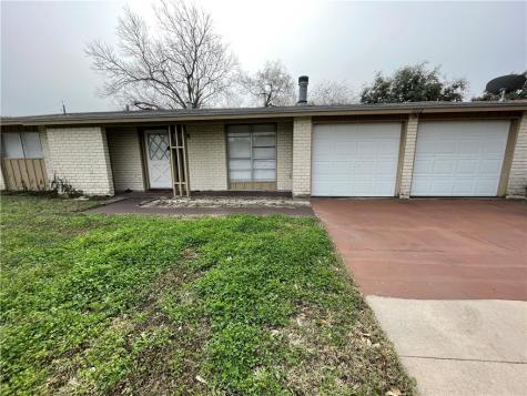 1112 Orion Drive Portland TX 78374