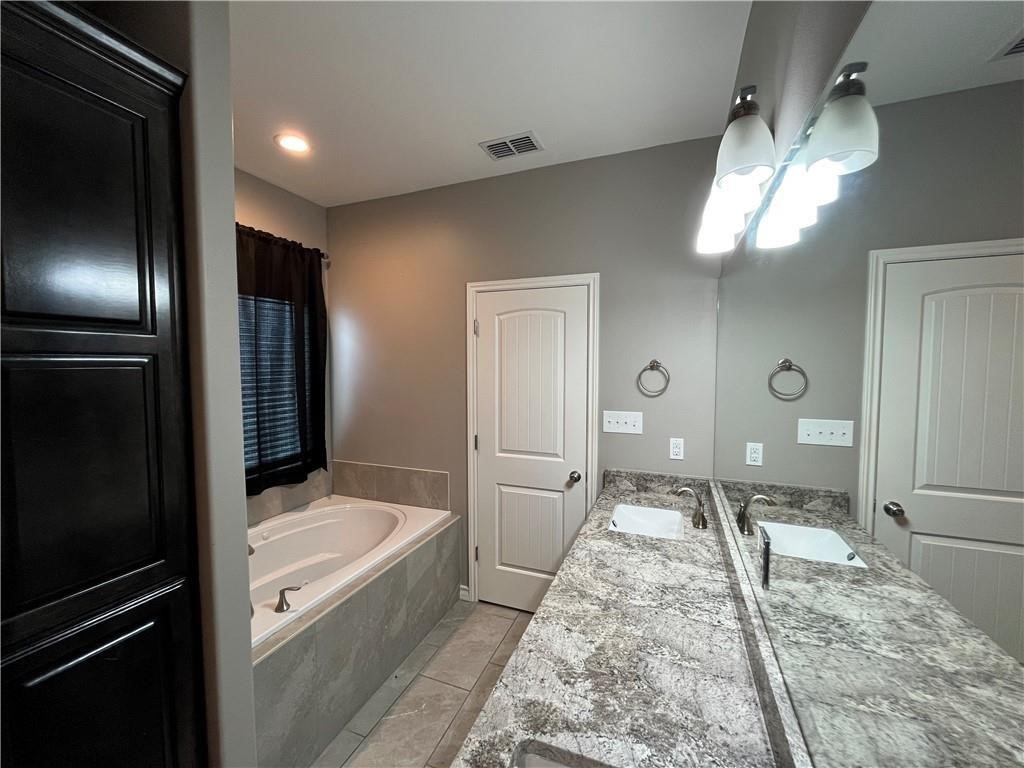2813 Lake Tranquility Corpus Christi TX 78414