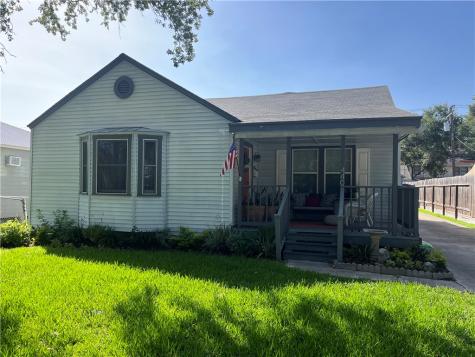 440 Naples Street Corpus Christi TX 78404