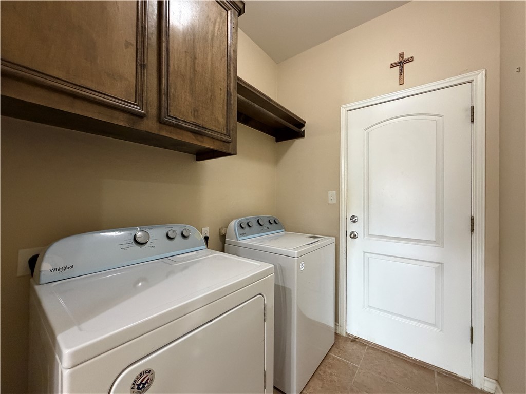 6905 Aaron Drive Corpus Christi TX 78413
