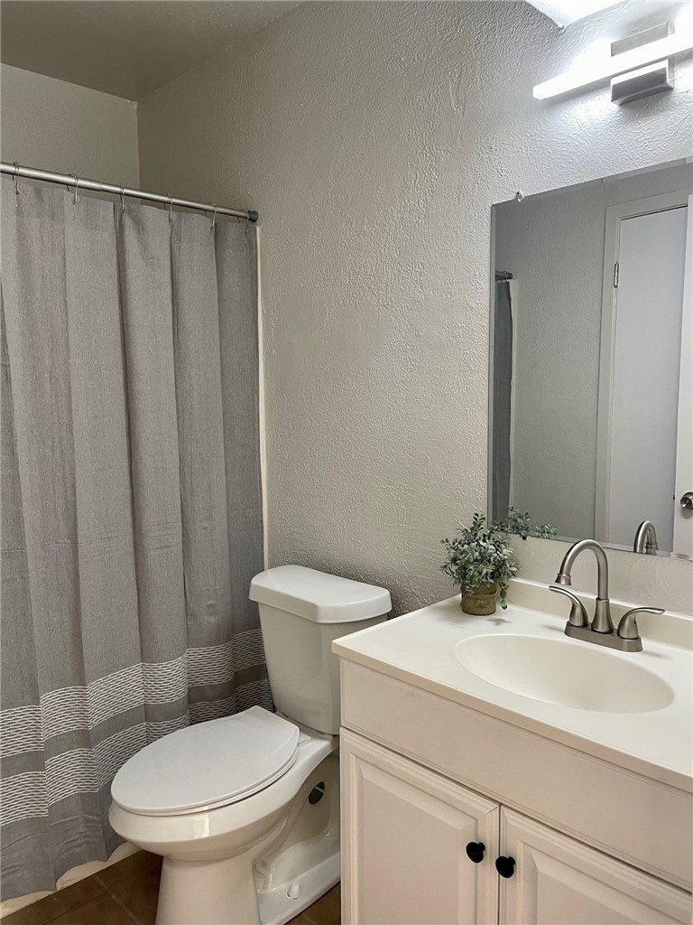 3715 La Paz Drive Corpus Christi TX 78415