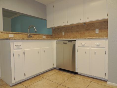 1461 Moore Avenue Portland TX 78374