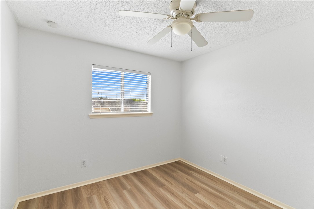 5133 Middlecoff A Corpus Christi TX 78413