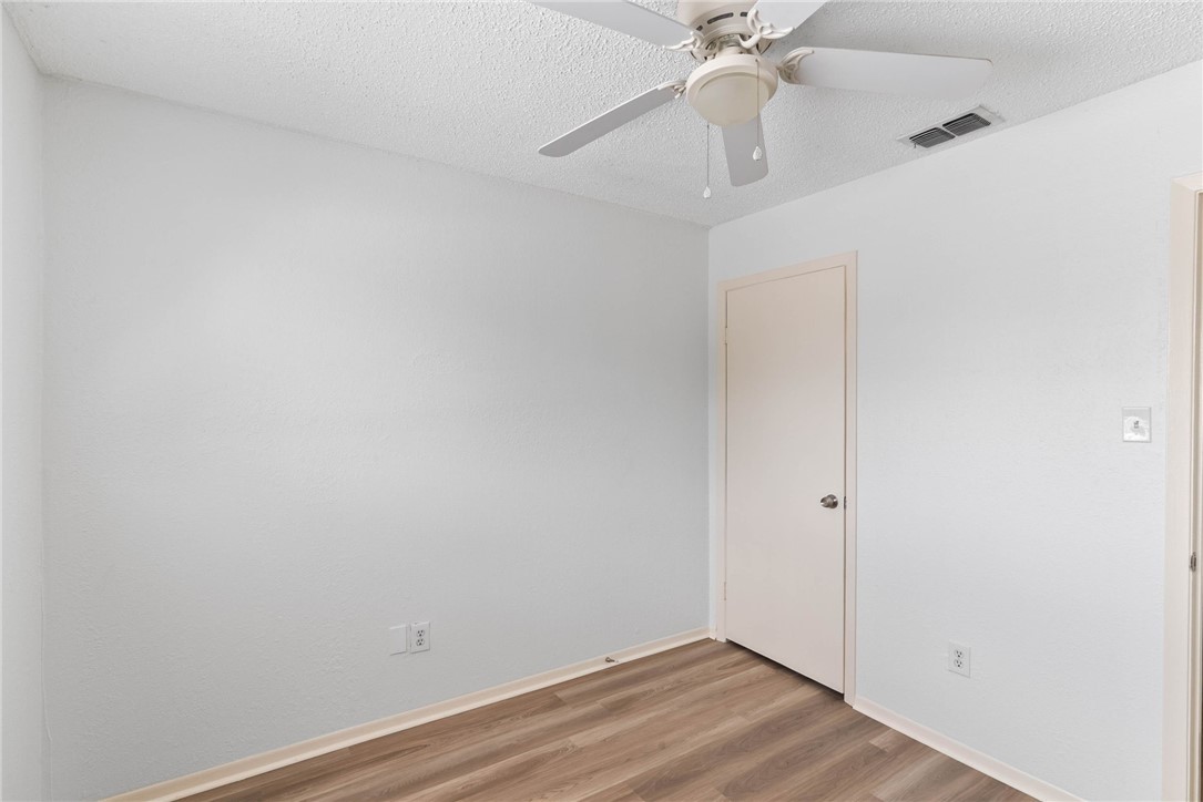 5133 Middlecoff A Corpus Christi TX 78413