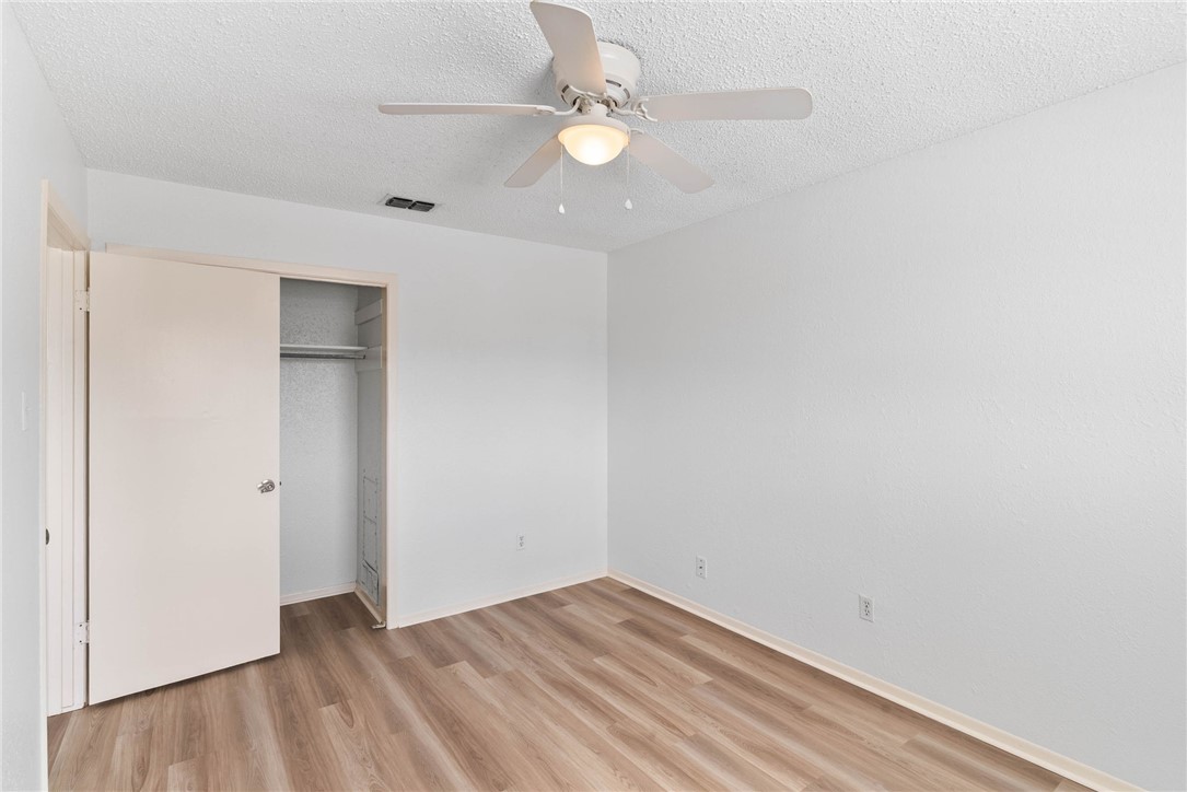 5133 Middlecoff A Corpus Christi TX 78413