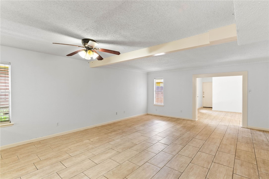 5133 Middlecoff A Corpus Christi TX 78413