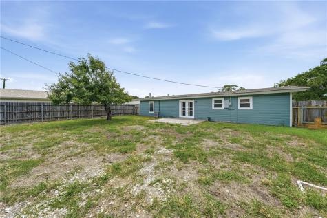 103 Magnolia Place Portland TX 78374