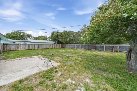 103 Magnolia Place Portland TX 78374