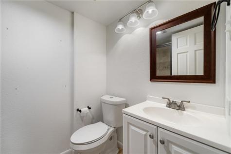 4334 Ocean Drive 605 Corpus Christi TX 78412