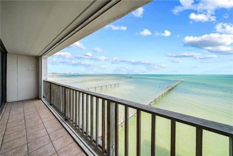 4334 Ocean Drive 605 Corpus Christi TX 78412