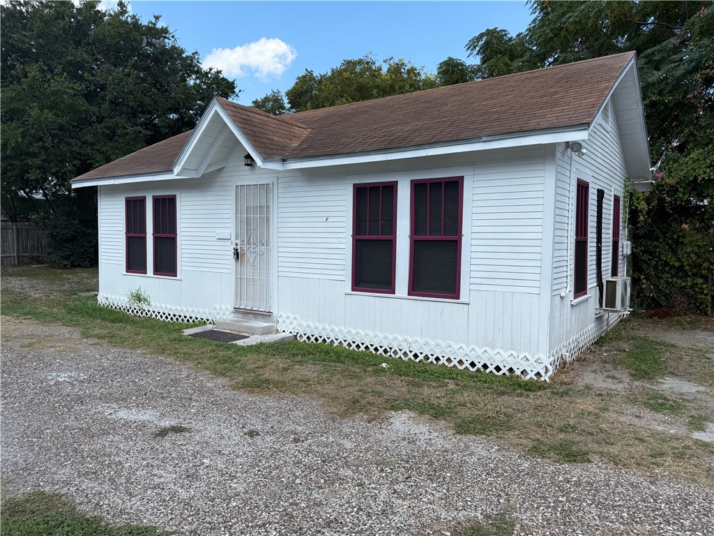 613 1/2 6th Street Corpus Christi TX 78401