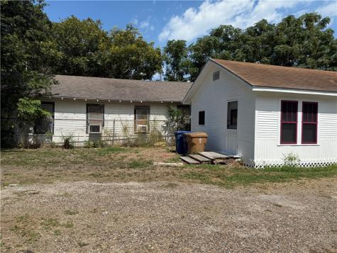 613 1/2 6th Street Corpus Christi TX 78401