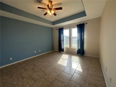 2012 Cottonwood Drive Portland TX 78374