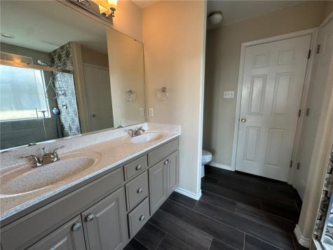 2012 Cottonwood Drive Portland TX 78374
