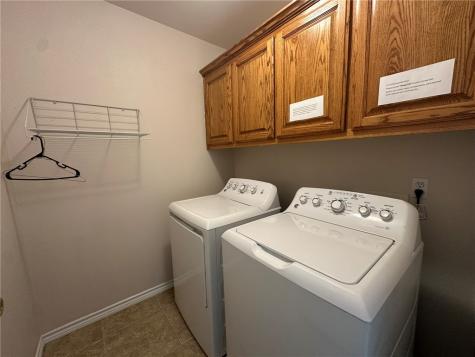 2012 Cottonwood Drive Portland TX 78374