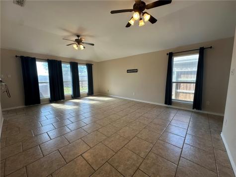 2012 Cottonwood Drive Portland TX 78374