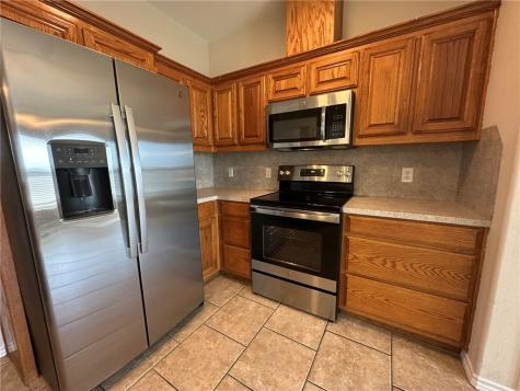 2012 Cottonwood Drive Portland TX 78374