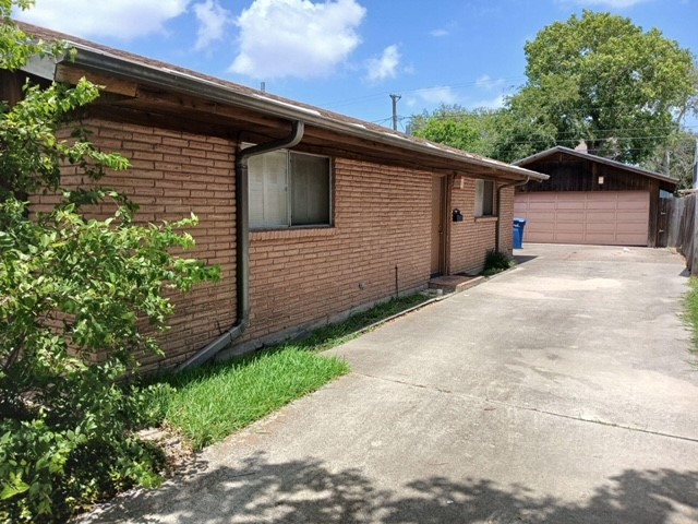 330 Louisiana Avenue Corpus Christi TX 78404
