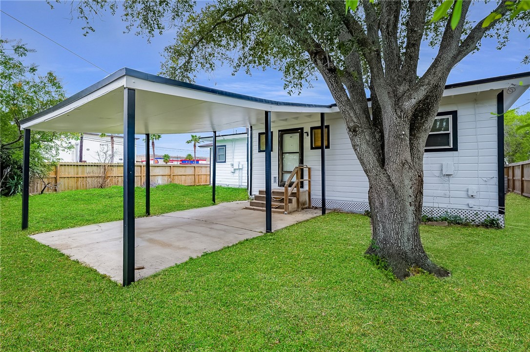 1226 Zarsky Drive Corpus Christi TX 78412