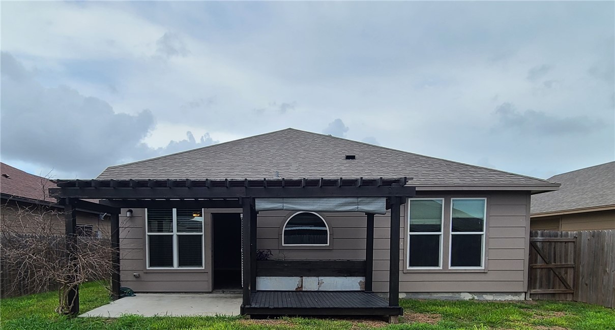 3033 Astros Way Corpus Christi TX 78410
