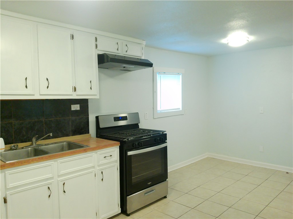 225 Watson Street Corpus Christi TX 78415