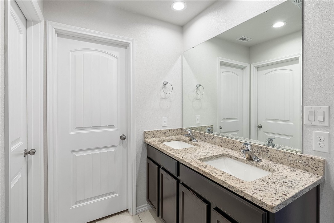 7613 Herd Rider Lane Corpus Christi TX 78414