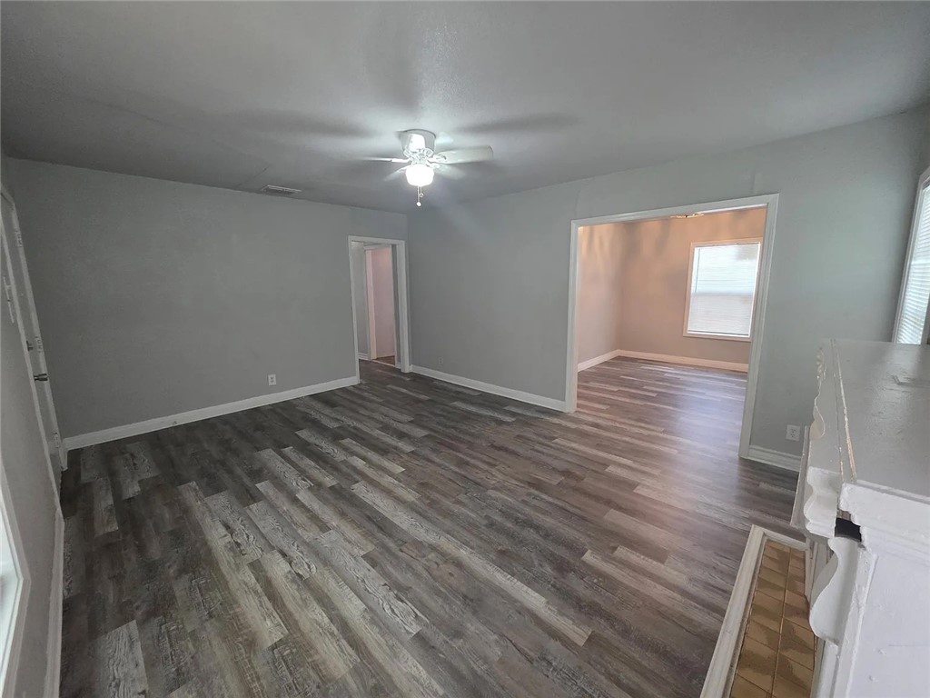 133 E Vanderbilt Drive Corpus Christi TX 78415